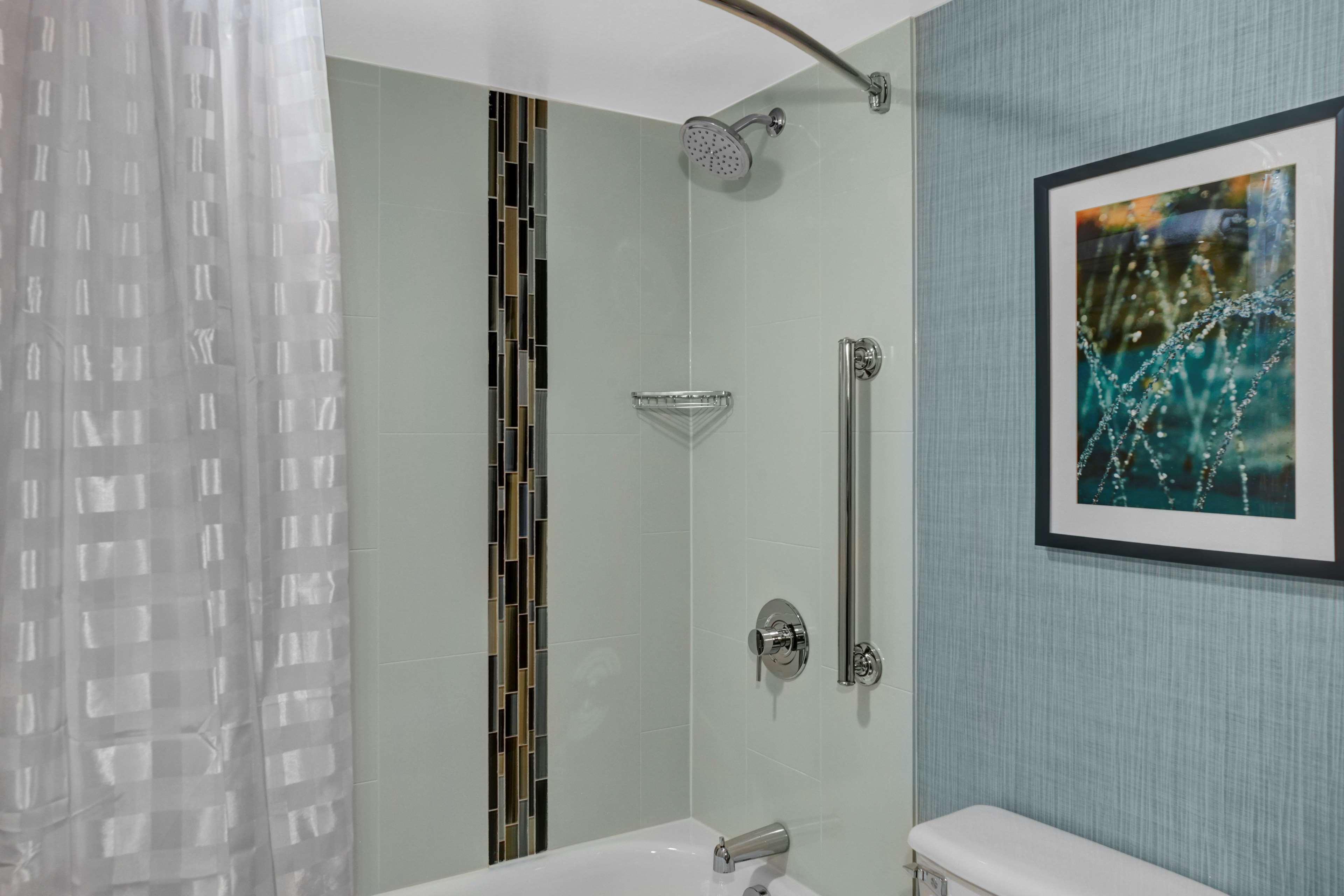 Hyatt Place Center Hotel