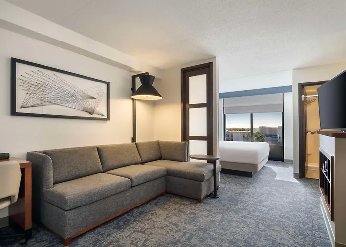 Hyatt Place Lakeland Center